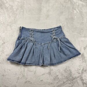 SHEIN curve pleated denim mini skirt featuring front lace-up sz 1XL